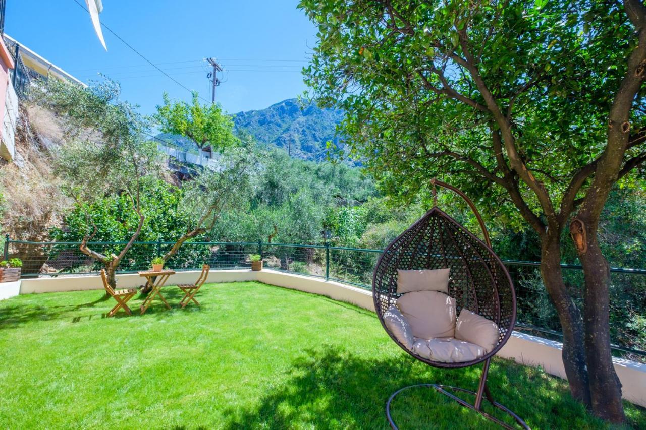 Almyros Aktis Private Garden Apartment Каламата Экстерьер фото