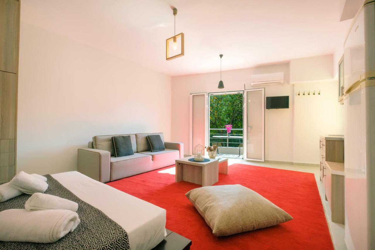 Almyros Aktis Private Garden Apartment Каламата Экстерьер фото